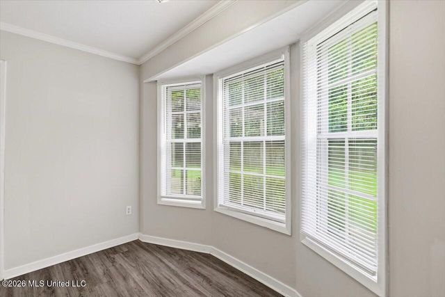 5137 Meadow Oaks Park Drive, Jackson, MS 39211