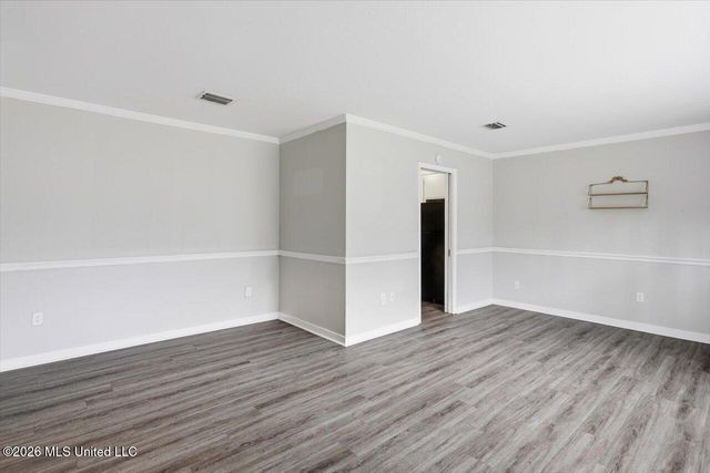 5137 Meadow Oaks Park Drive, Jackson, MS 39211