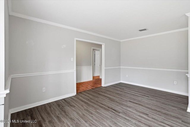 5137 Meadow Oaks Park Drive, Jackson, MS 39211