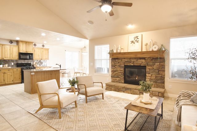 916 S 1760 W, Syracuse, UT 84075