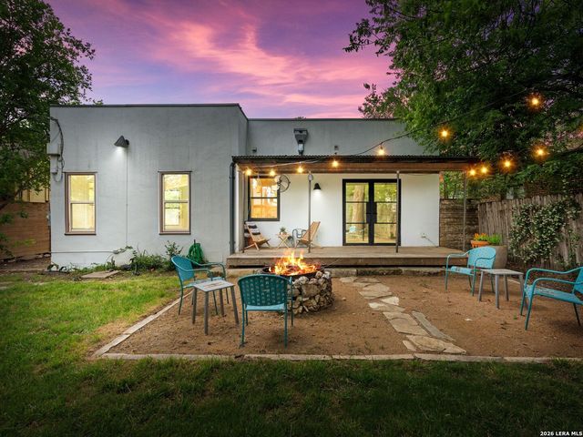 213 Donaldson Avenue, San Antonio, TX 78201