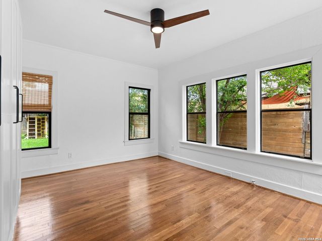 213 Donaldson Avenue, San Antonio, TX 78201
