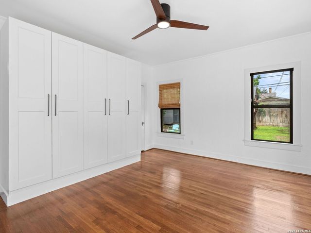 213 Donaldson Avenue, San Antonio, TX 78201