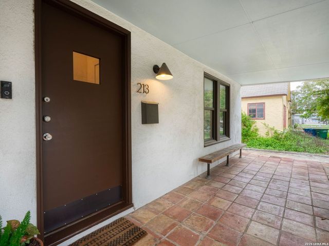 213 Donaldson Avenue, San Antonio, TX 78201