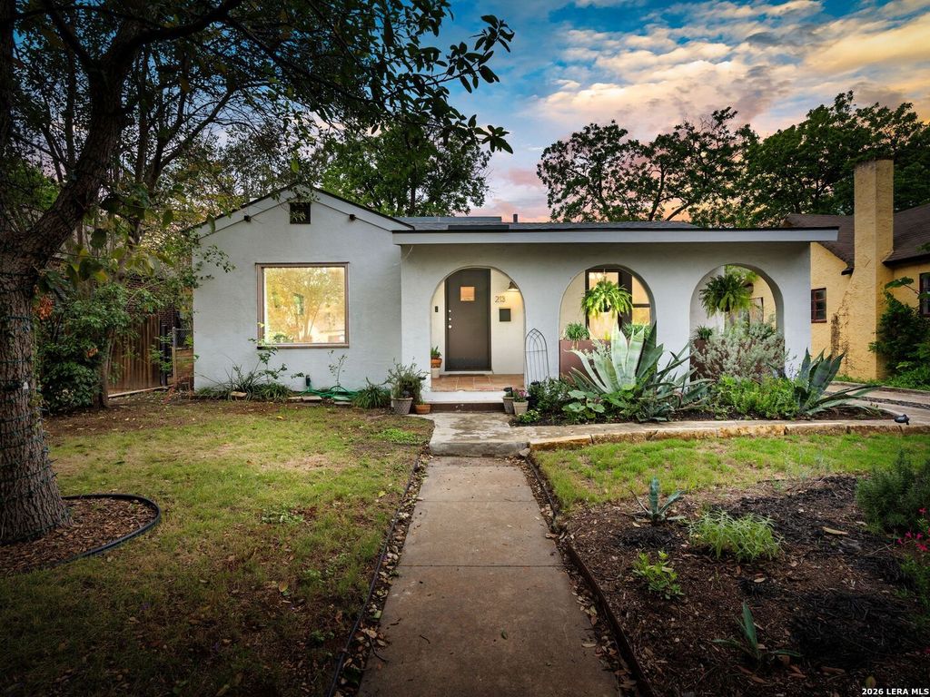 213 Donaldson Avenue, San Antonio, TX 78201