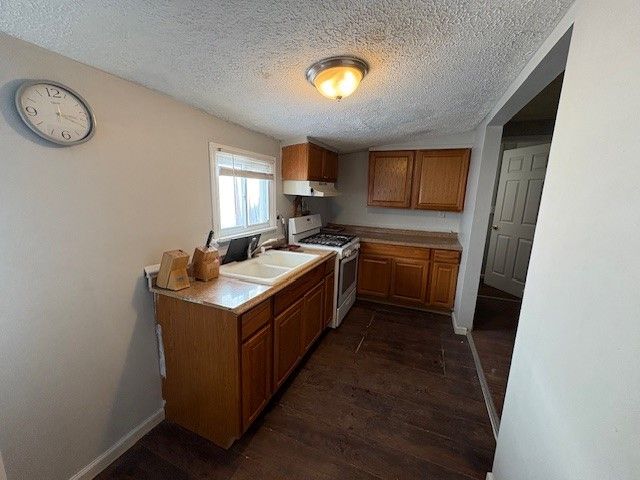 65 Wheeldon Drive, Greece, NY 14616