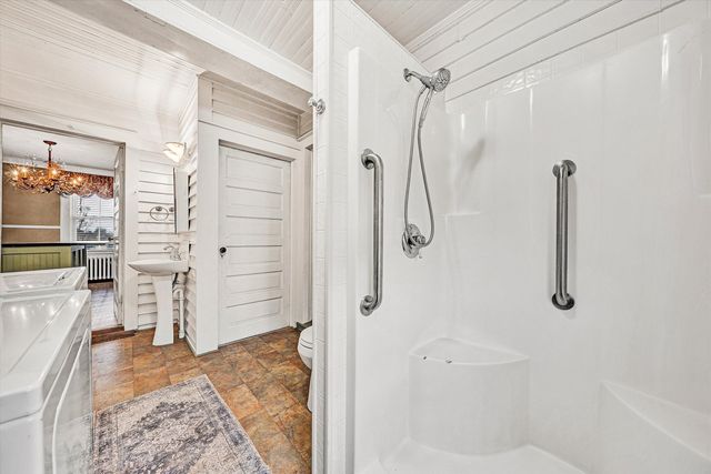 40 High ST, Rocky Mount, VA 24151