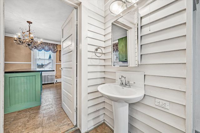 40 High ST, Rocky Mount, VA 24151