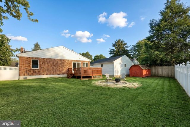 1036 SMITH HILL RD, York, PA 17408