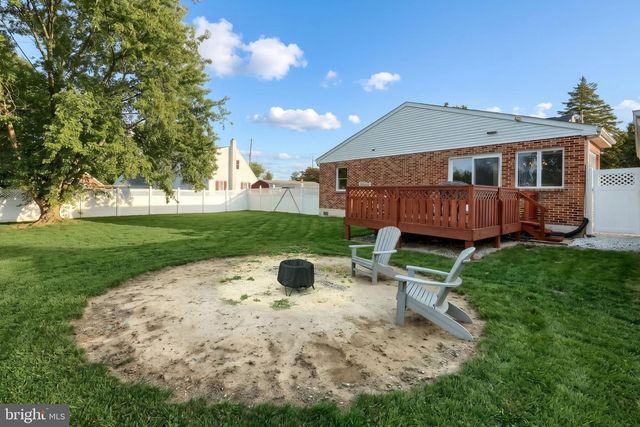 1036 SMITH HILL RD, York, PA 17408