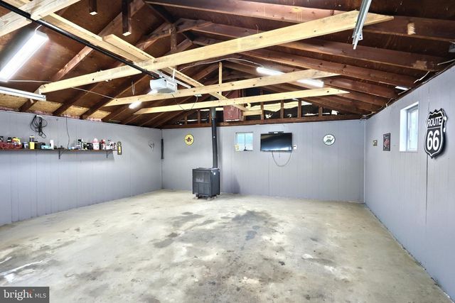 1036 SMITH HILL RD, York, PA 17408