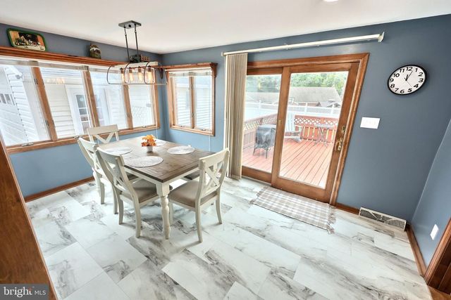 1036 SMITH HILL RD, York, PA 17408