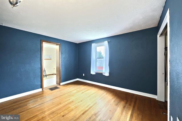 1036 SMITH HILL RD, York, PA 17408