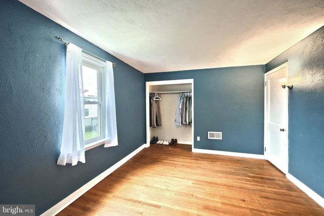 1036 SMITH HILL RD, York, PA 17408