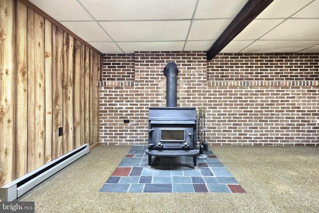 1036 SMITH HILL RD, York, PA 17408