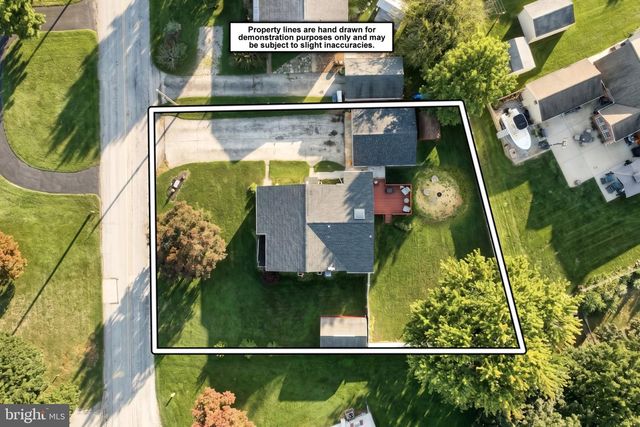 1036 SMITH HILL RD, York, PA 17408
