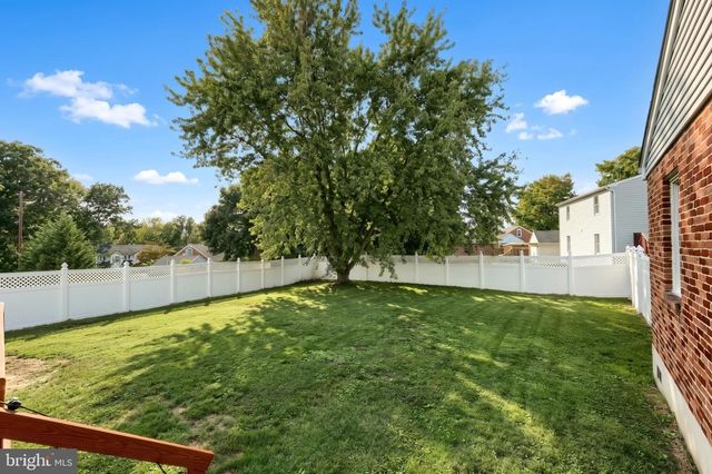1036 SMITH HILL RD, York, PA 17408