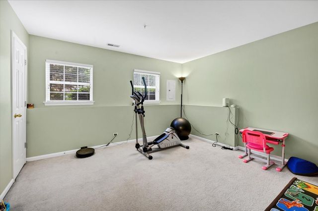 2631 N Greenwood Avenue, Arlington Heights, IL 60004