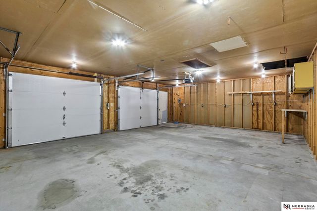 6073 Franklin Street, Omaha, NE 68104