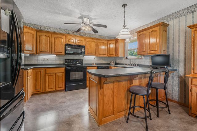 1482 N Osburn Lane, Nixa, MO 65714