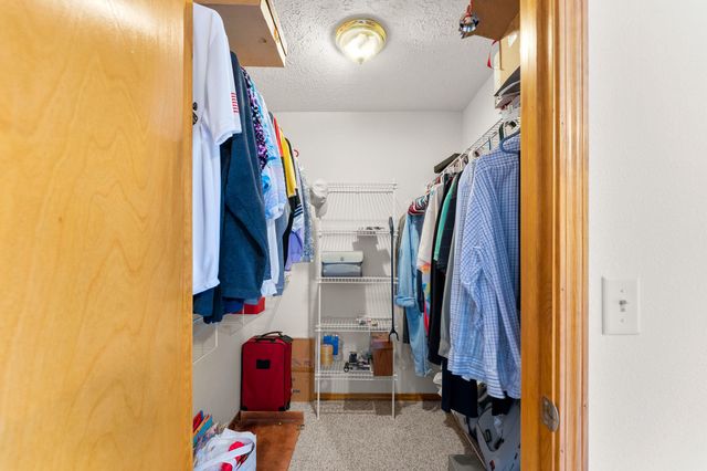 1482 N Osburn Lane, Nixa, MO 65714
