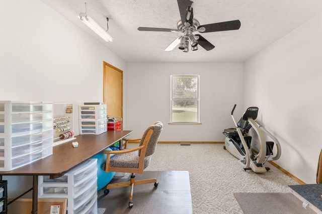 1482 N Osburn Lane, Nixa, MO 65714