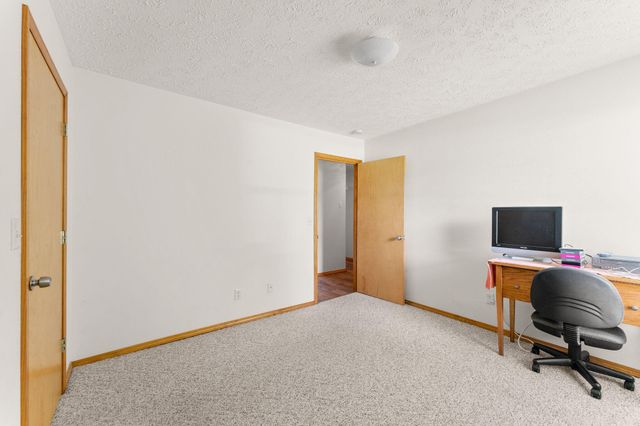 1482 N Osburn Lane, Nixa, MO 65714