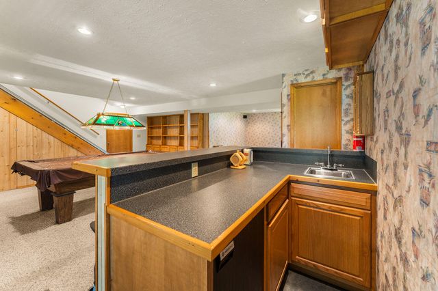 1482 N Osburn Lane, Nixa, MO 65714
