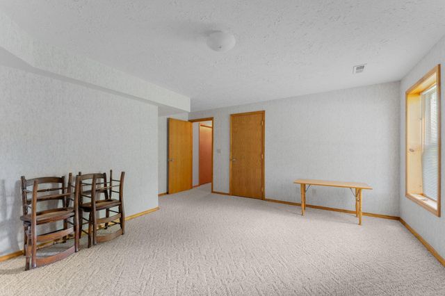 1482 N Osburn Lane, Nixa, MO 65714