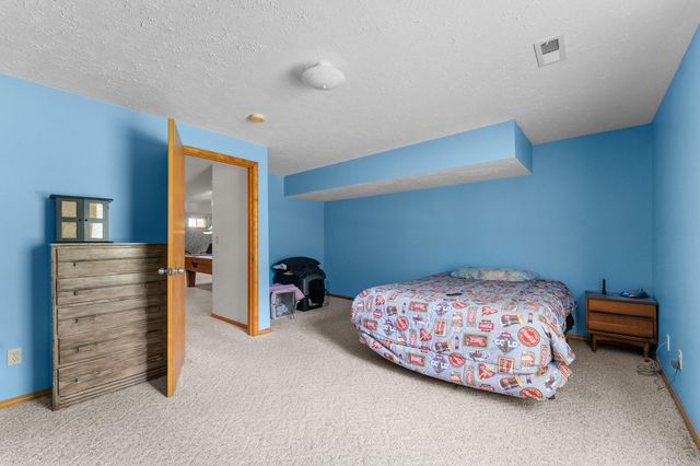1482 N Osburn Lane, Nixa, MO 65714