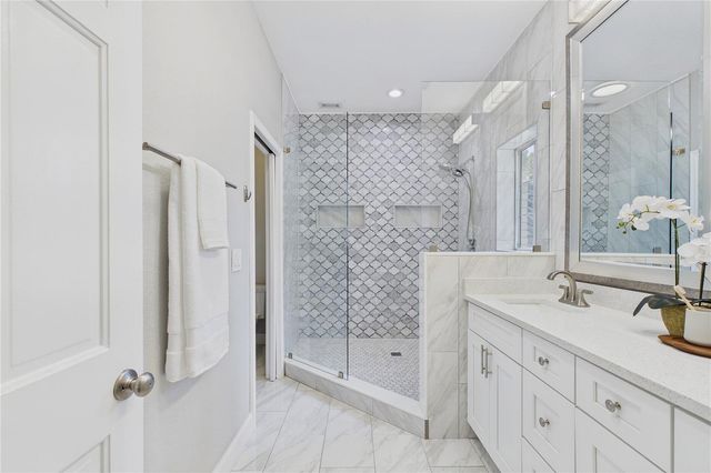 9102 S BAY DRIVE, Orlando, FL 32819
