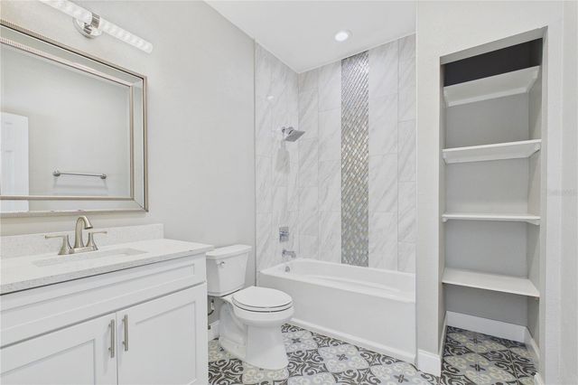 9102 S BAY DRIVE, Orlando, FL 32819