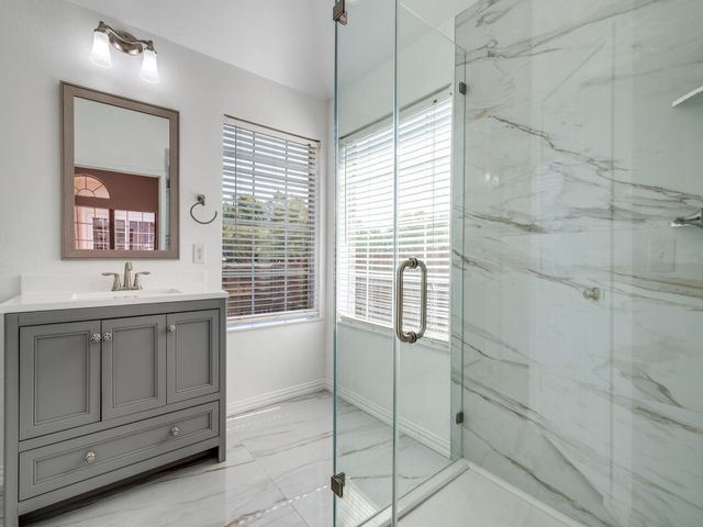 8724 Clearview Court, Plano, TX 75025