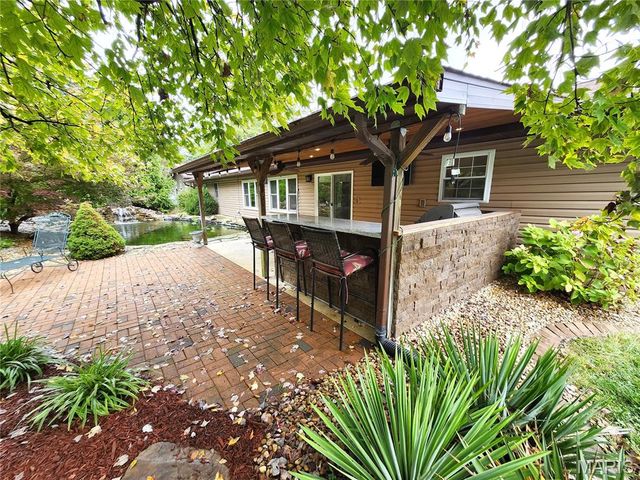 1446 Saint Thomas Road, Granite City, IL 62040
