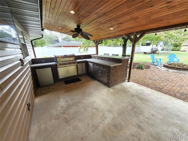 1446 Saint Thomas Road, Granite City, IL 62040
