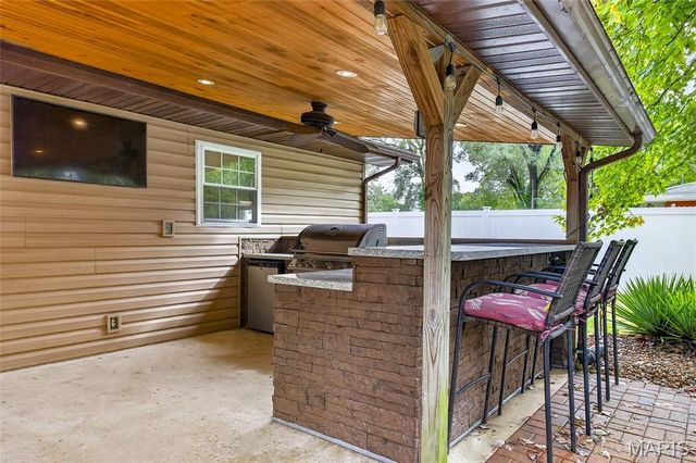 1446 Saint Thomas Road, Granite City, IL 62040
