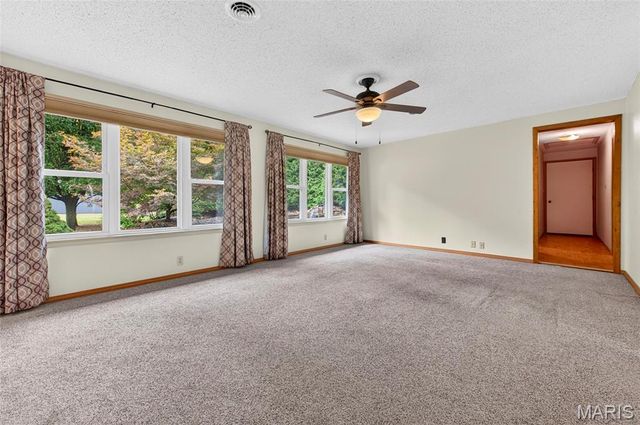 1446 Saint Thomas Road, Granite City, IL 62040