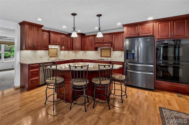 1446 Saint Thomas Road, Granite City, IL 62040