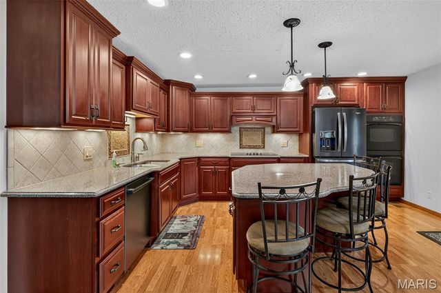 1446 Saint Thomas Road, Granite City, IL 62040