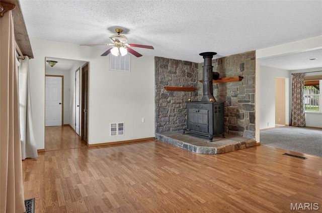 1446 Saint Thomas Road, Granite City, IL 62040