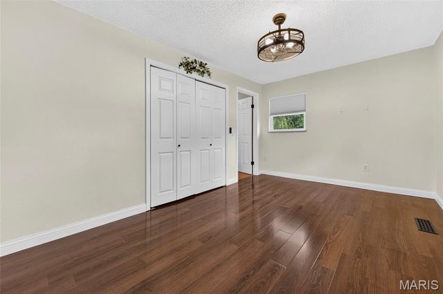 1446 Saint Thomas Road, Granite City, IL 62040