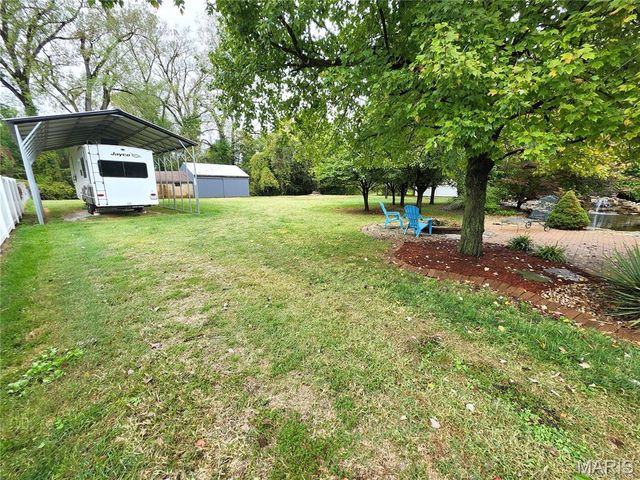 1446 Saint Thomas Road, Granite City, IL 62040