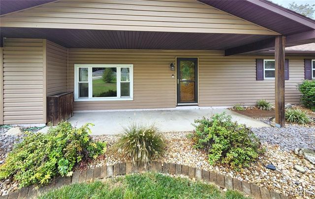 1446 Saint Thomas Road, Granite City, IL 62040
