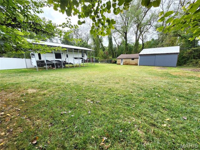 1446 Saint Thomas Road, Granite City, IL 62040