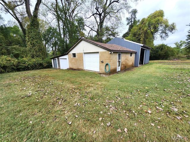 1446 Saint Thomas Road, Granite City, IL 62040