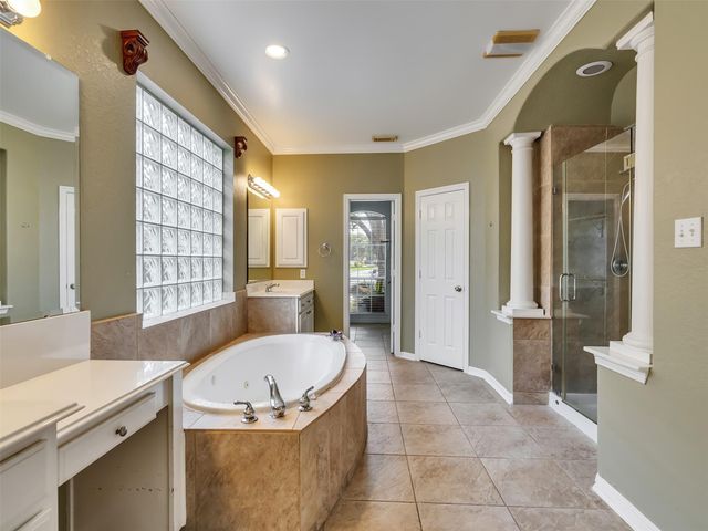 8106 Clearwater Crossing, Humble, TX 77396