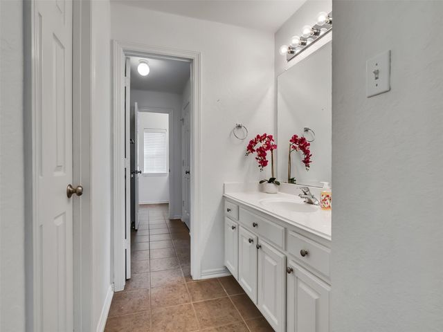 8106 Clearwater Crossing, Humble, TX 77396