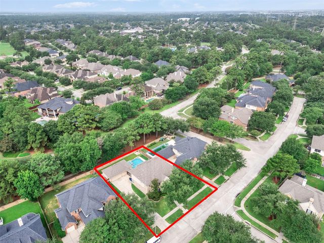 8106 Clearwater Crossing, Humble, TX 77396