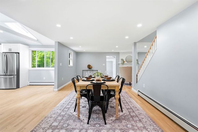 27 Gilcreast Road, Londonderry, NH 03053