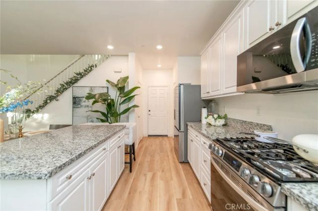 6043 Rosewood Way, Eastvale, CA 92880